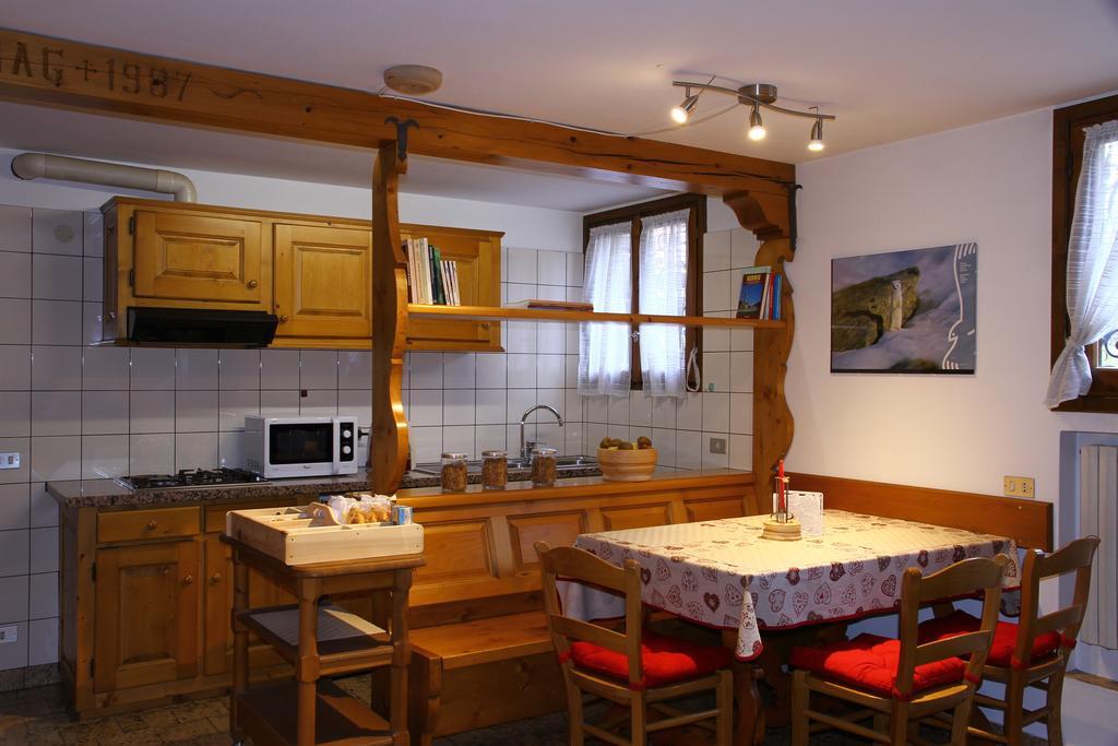 Chalet Dell'Ermellino Бормио Екстериор снимка